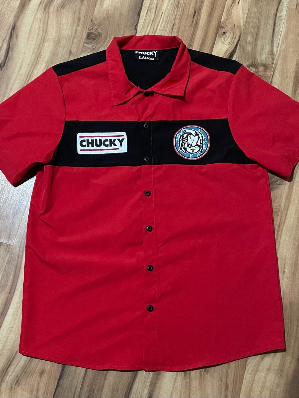 Chucky Button Up Shirt Large Red Black Mechanic Work Patch Universal Studios
